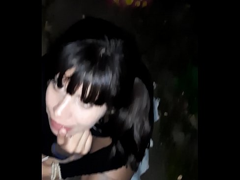 ❤️ Në rrugë penisi i fryrë në këmbim të karamele ☑ Seks tek ne sq.hentaidude.ru ❌